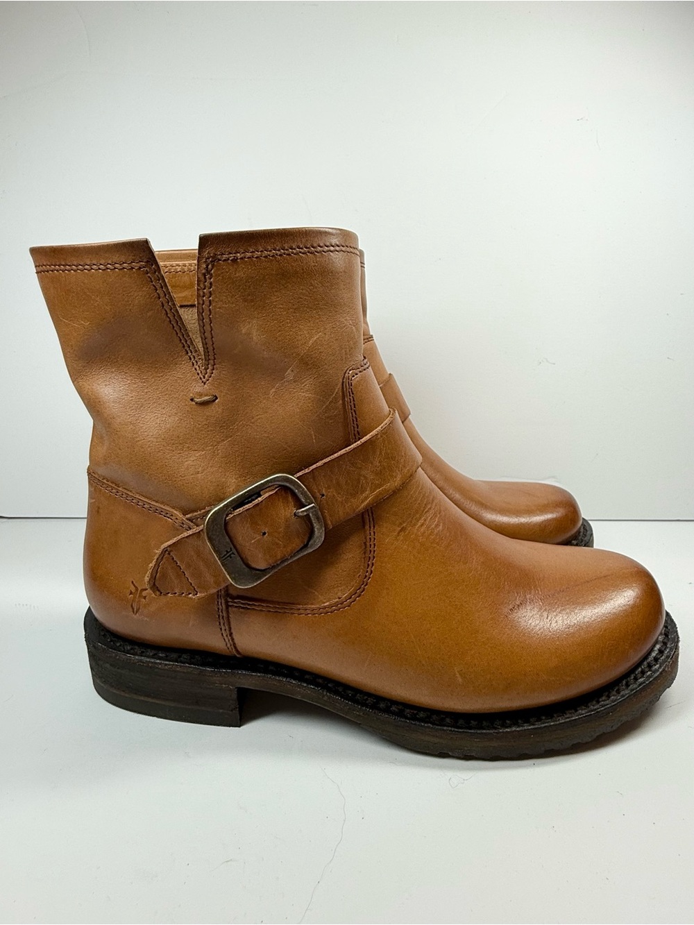 NWOT Frye Veronica‎ Flex Women’s Chelsea Boot with Buckle Tan Leather Size 7.5